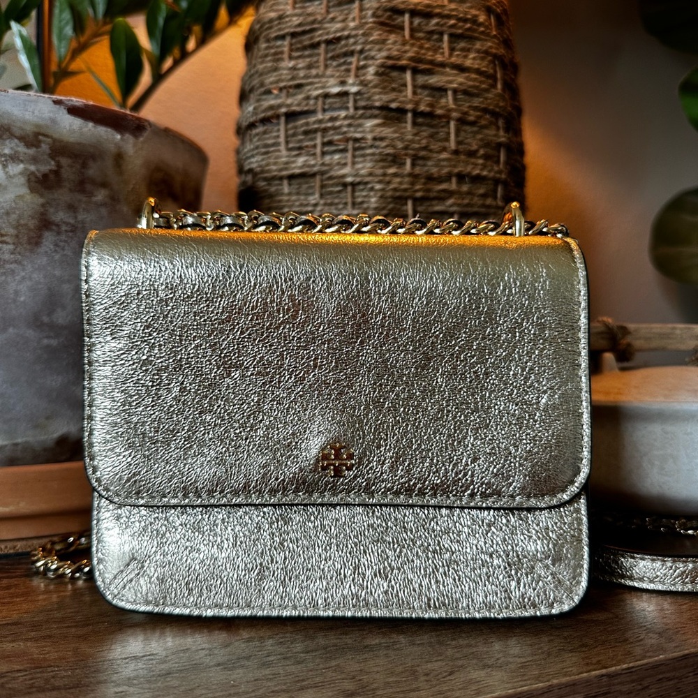 Tory Burch Crinkle Metallic Mini Shoulder Bag (EUCWT)